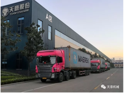 天意機械為柬埔寨客戶加工生產(chǎn)年產(chǎn)80萬平方輕質(zhì)墻板生產(chǎn)線成功裝車啟運！